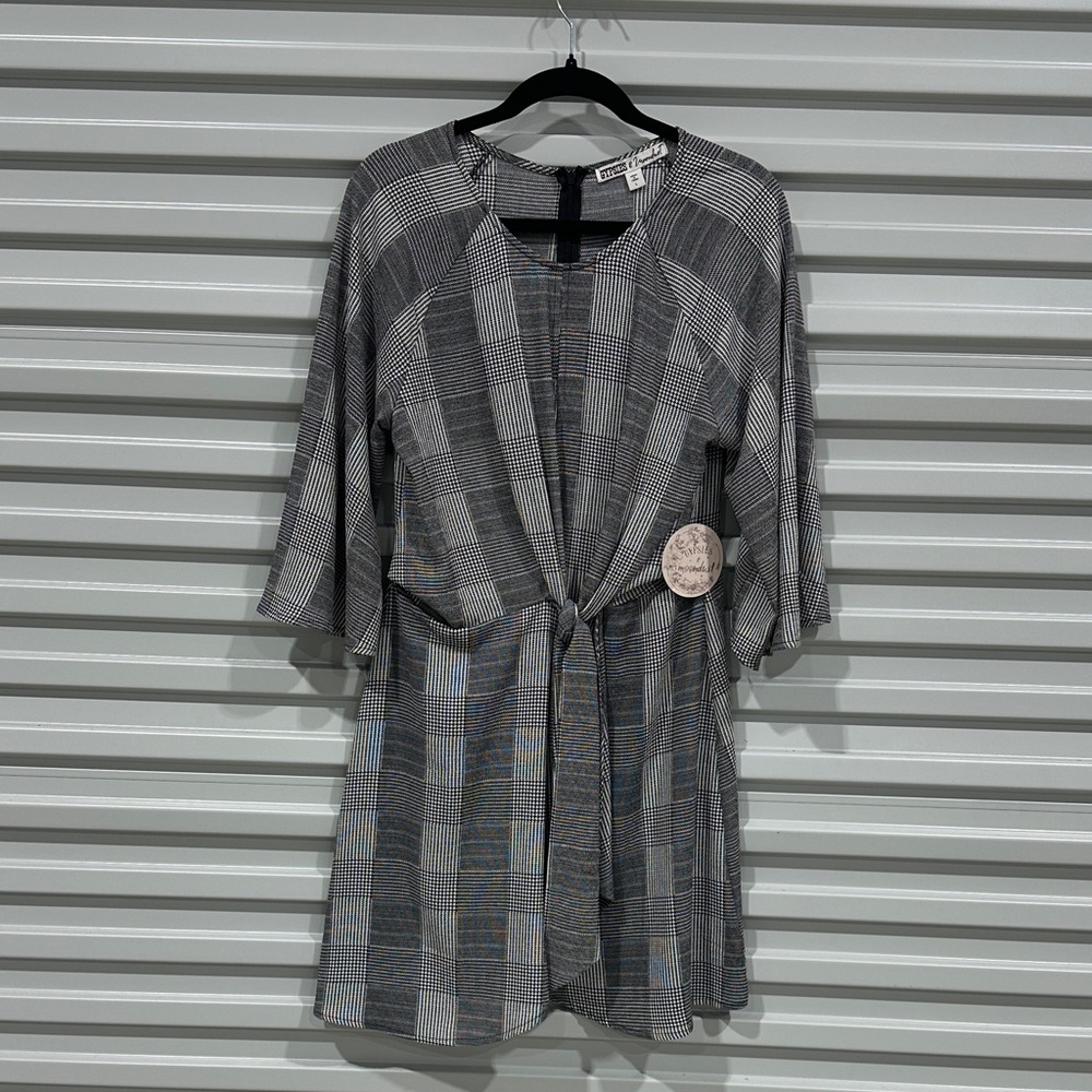 Gypsies & Moondust Gray Plaid Long Sleeve Dress